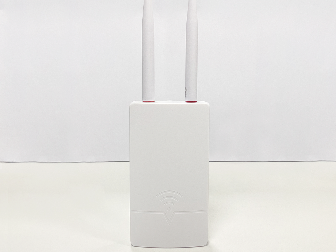 SS-T902 4G LTE Outdoor CPE Router